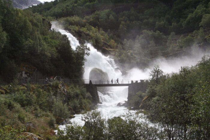 KESK NORRA - fjordid, mäed ja trollid - Image 12