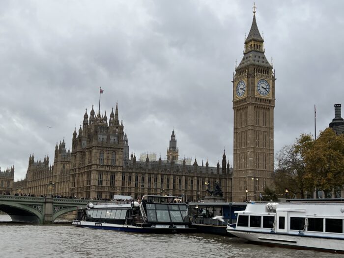 LONDON  ja Abba Voyage - Image 4
